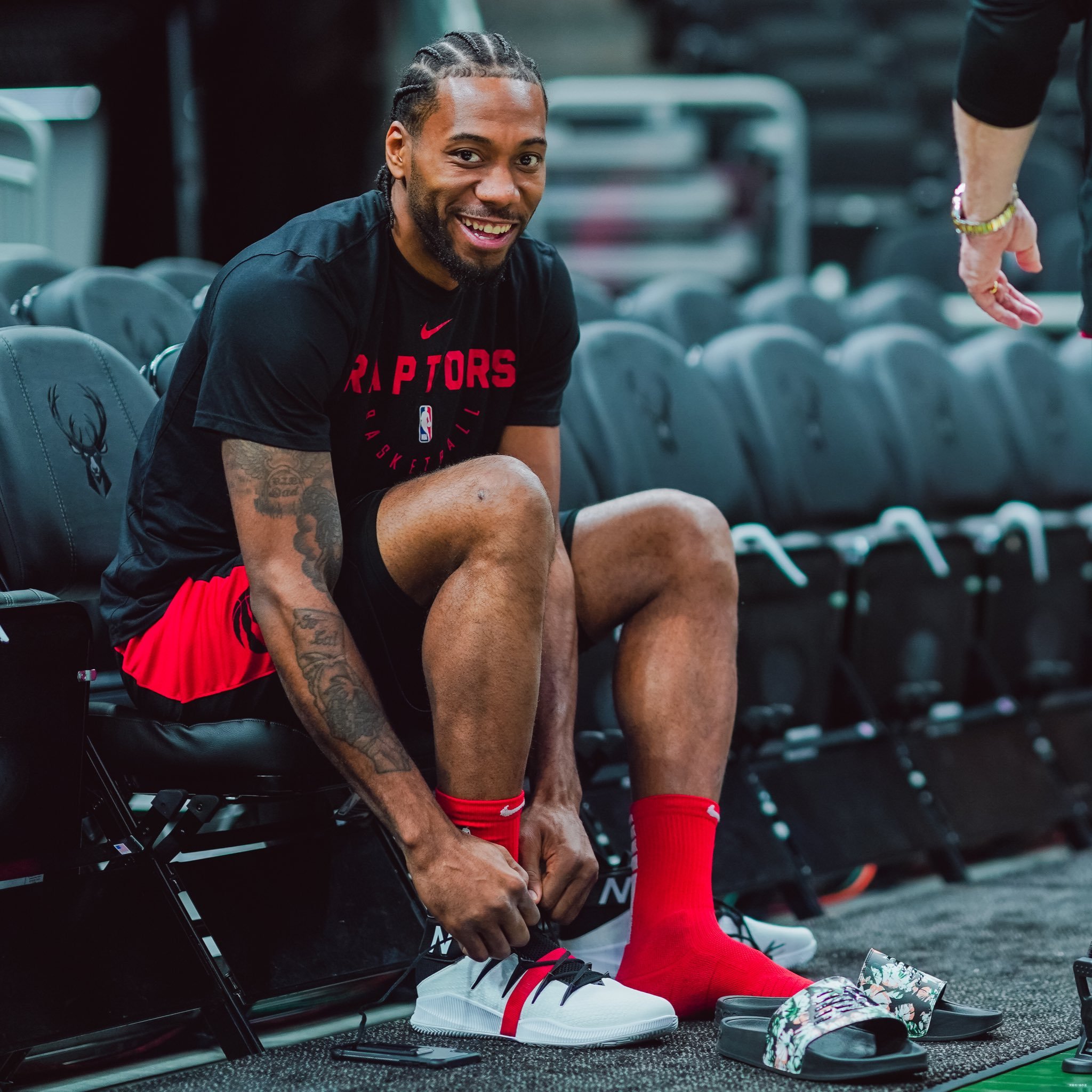 36岁中国金花张帅拿到本赛季第三冠!WTA排名升至第89位!锁定澳网正赛席位!