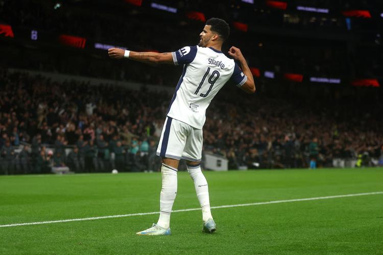 [中超]弗兰克斜传左路 王钰栋冷静推射破门