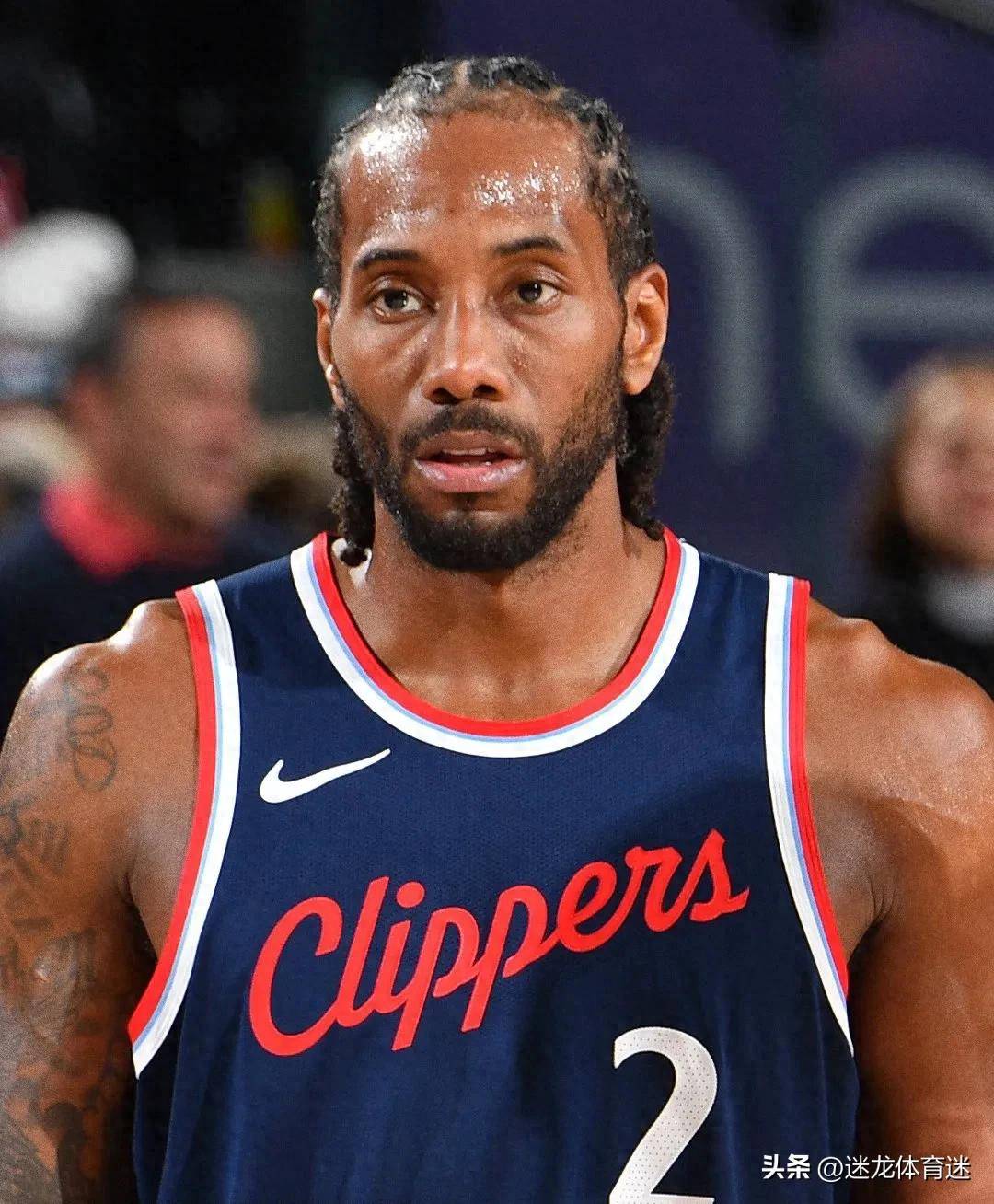 首尔FC前场的配合，禁区外又是一脚绵软无力的射门！颜骏凌轻松化解了！对方投诉手球，裁判没有理会