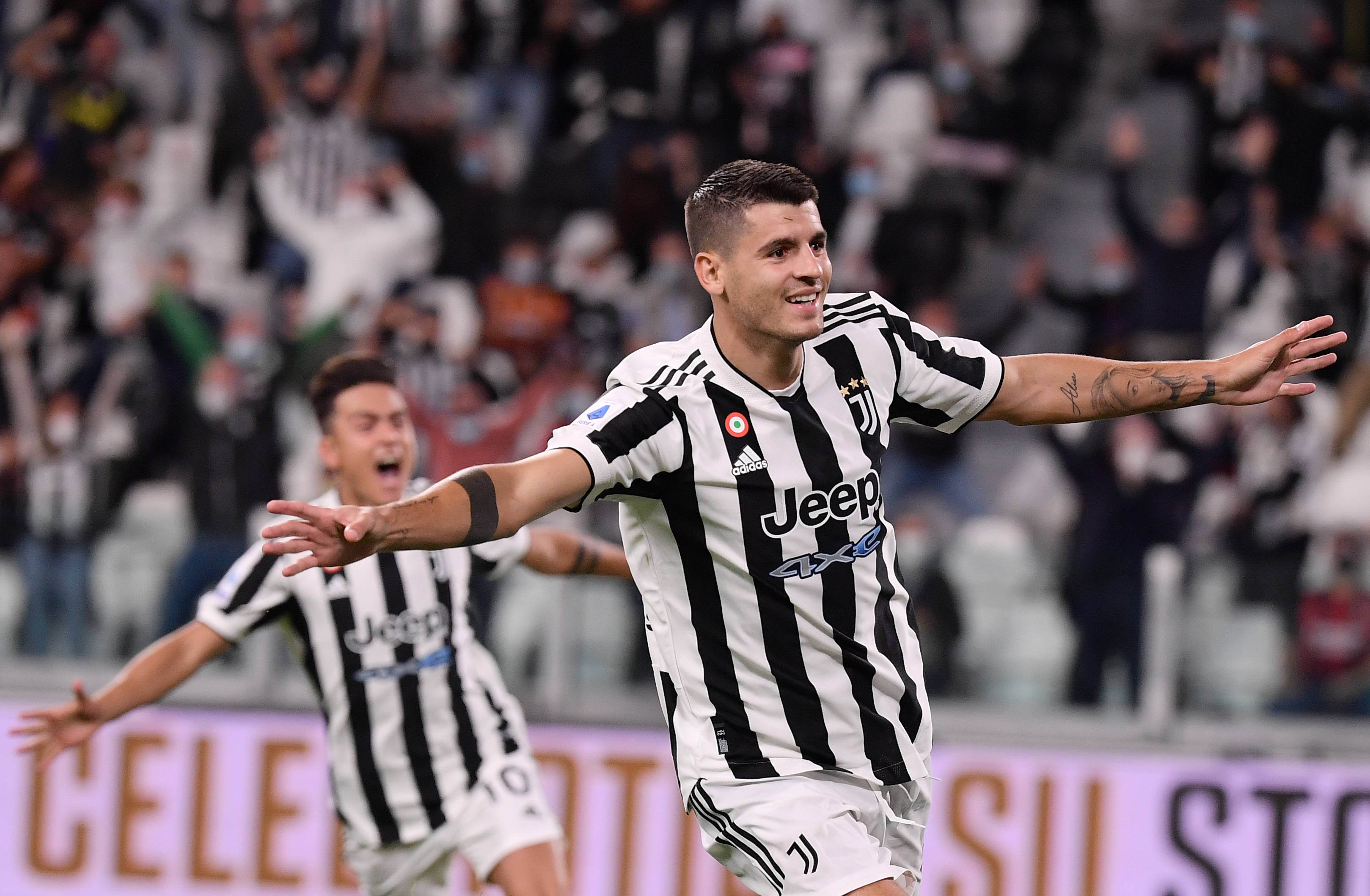 德天空：费内巴切想在冬窗引进莱万，但被莱万拒绝了